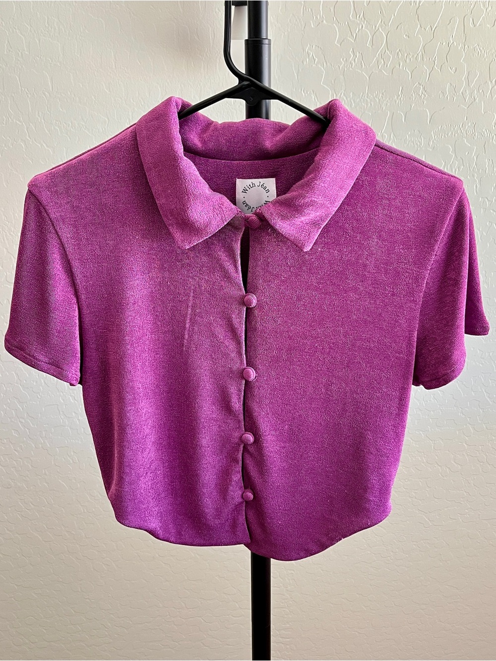 With Jean Tess Purple Cropped Collar Short Sleeve Button-Front Top